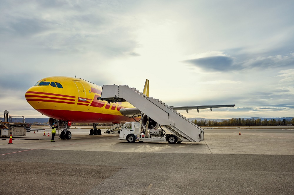 DHL Express onboards Linklaters for GoGreen Plus service