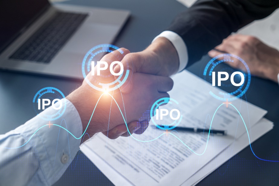 Our study found that guanxi connections increase the likelihood that bankers and auditors participate in the same IPO deals.