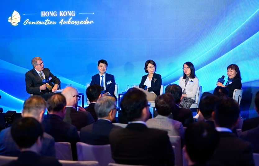 HKTB Chairman and HKCAs share bidding success stories in the “Driving Success Together, as One” panel discussion