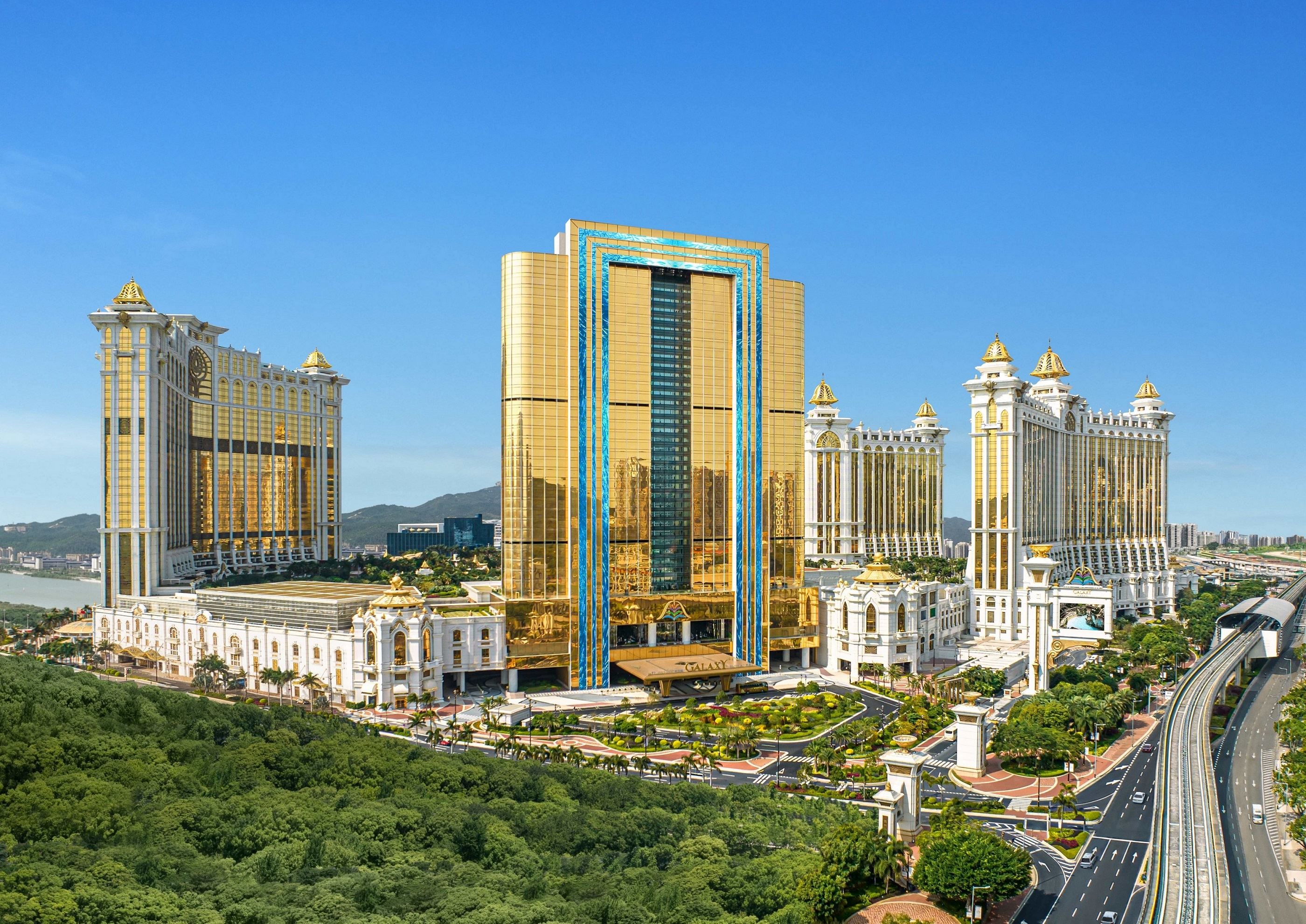 Galaxy Macau, the world-class luxury integrated resort, stands as a premier culinary destination, offering exquisite dishes from around the globe and ensuring that every visit to Macau is vibrant and memorable.