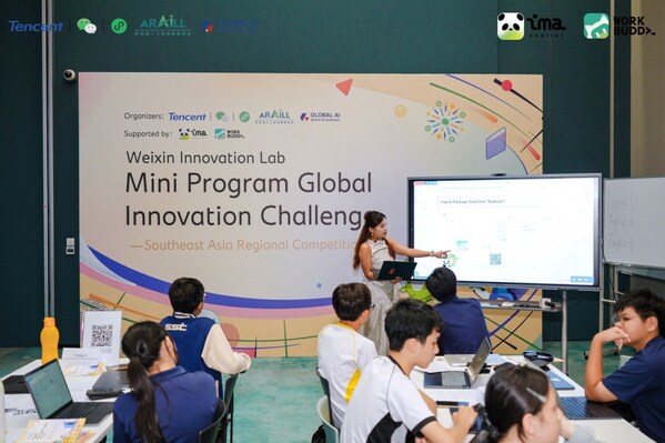Students participated in an "AI Agent-themed" Weixin Mini Program competition held during the Southeast Asia Regional launch event ceremony in Singapore.