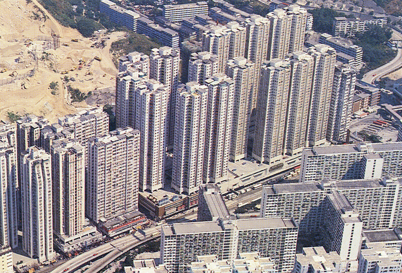 Completed in 1981, Amoy Gardens and Amoy Plaza were among the earliest major residential and commercial developments in Kowloon Bay.